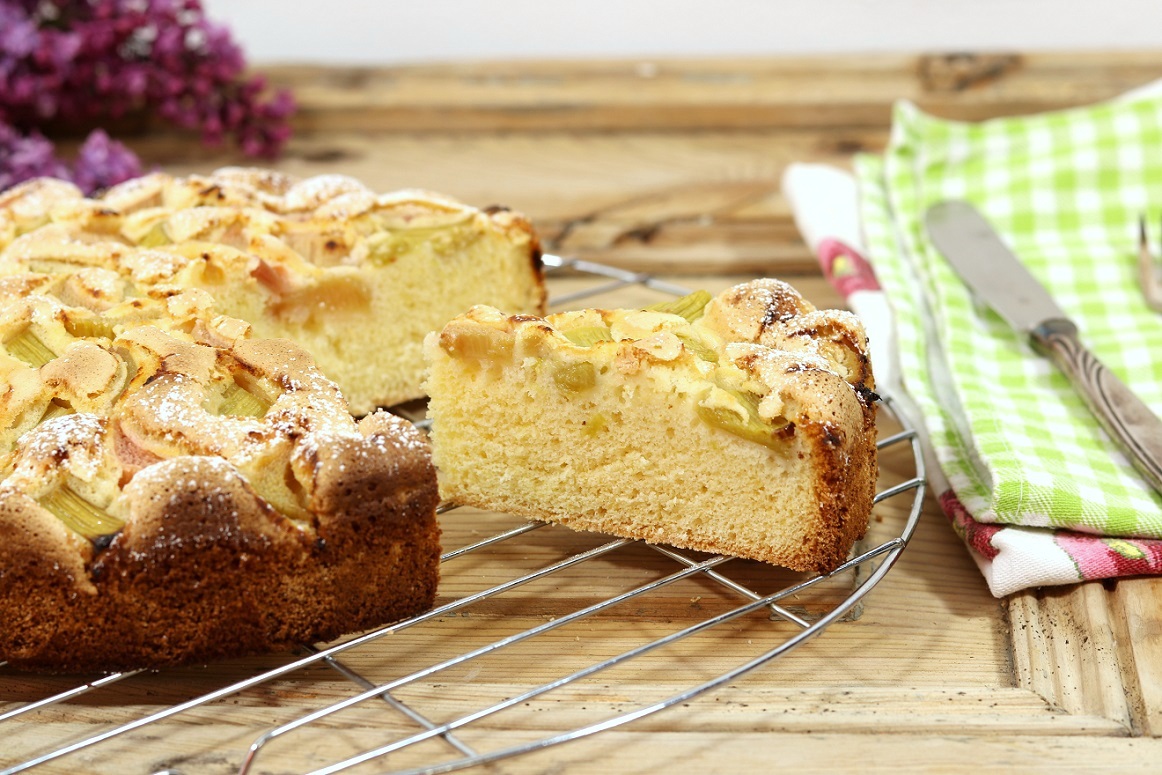 Rhabarber-Schlupfkuchen