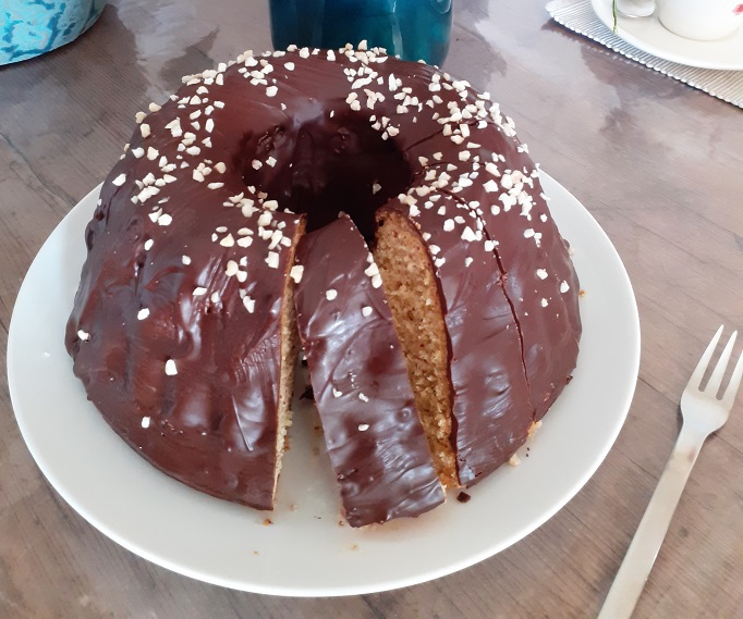 Eierlikör-Mandel-Kuchen